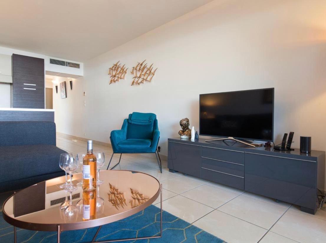 Luxury 3 Piece Garden Apartment In Cannes Marina Mandelieu Kültér fotó