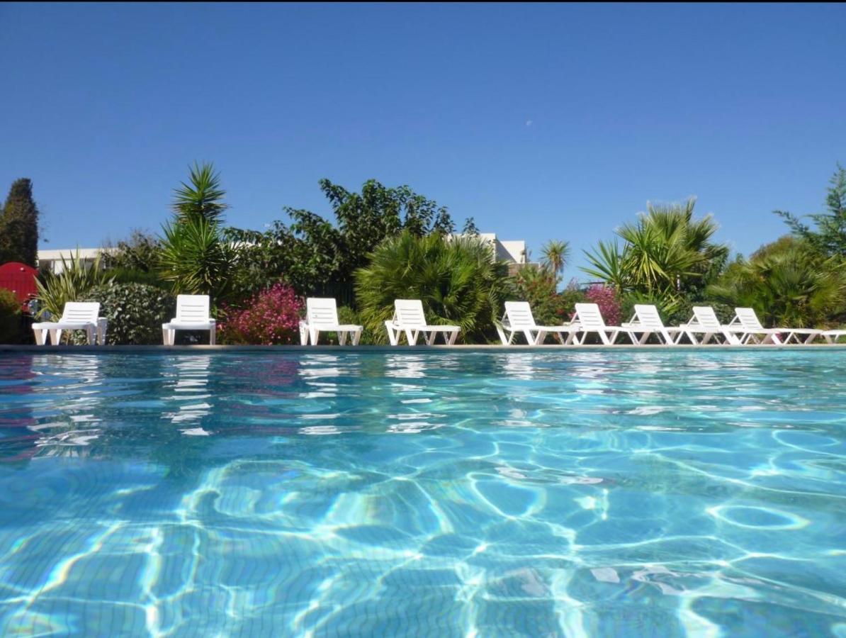 Luxury 3 Piece Garden Apartment In Cannes Marina Mandelieu Kültér fotó