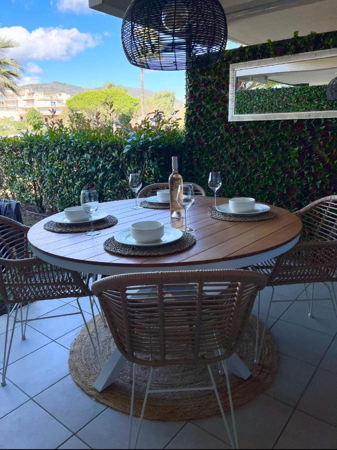 Luxury 3 Piece Garden Apartment In Cannes Marina Mandelieu Kültér fotó