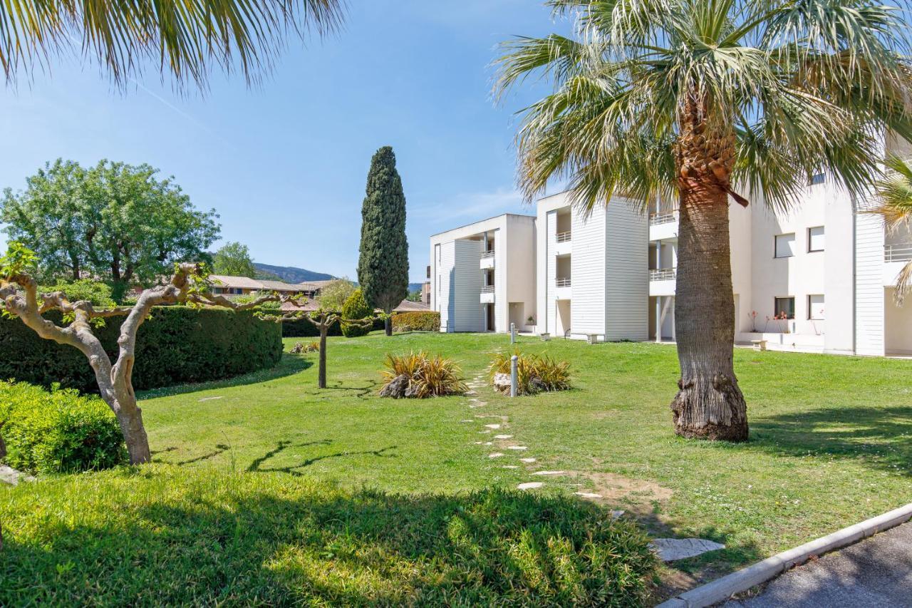 Luxury 3 Piece Garden Apartment In Cannes Marina Mandelieu Kültér fotó