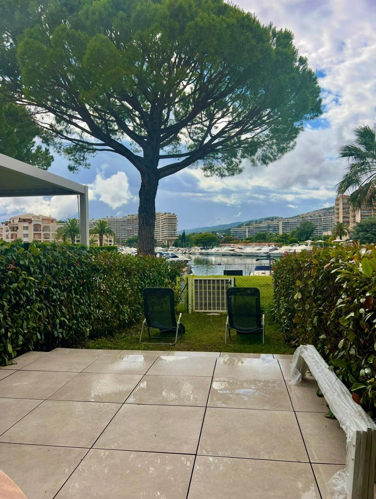 Luxury 3 Piece Garden Apartment In Cannes Marina Mandelieu Kültér fotó